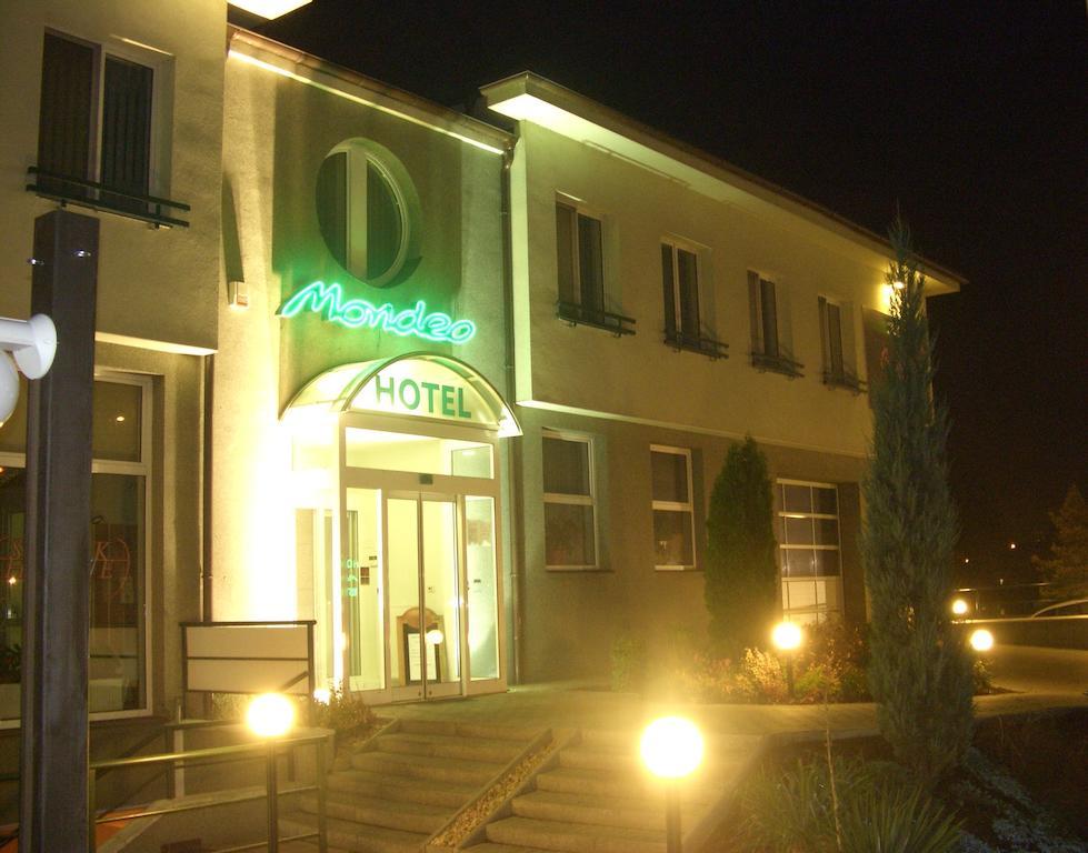 Mondeo Prague Hotel Kültér fotó